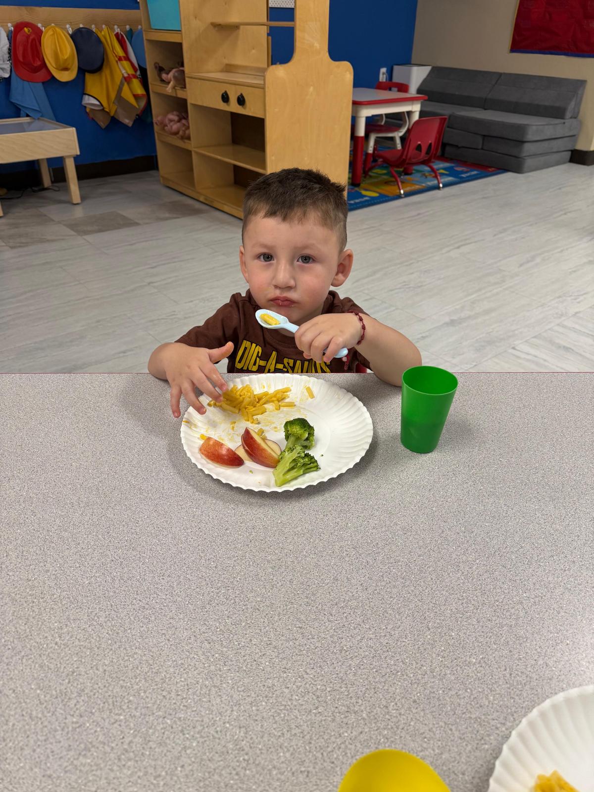 Healthy mealtime at Happy Zone